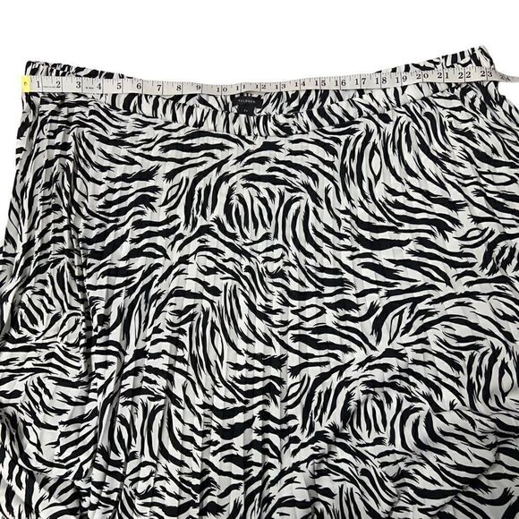 Halogen Skirt Pleated Midi Black White Zebra Print Elastic Waist Size 4X - Picture 3 of 8